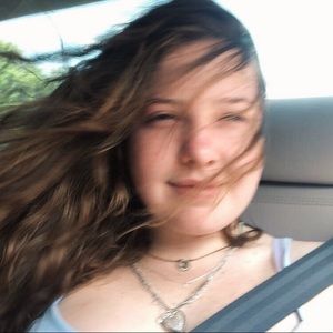 Meet your Posher, Lily